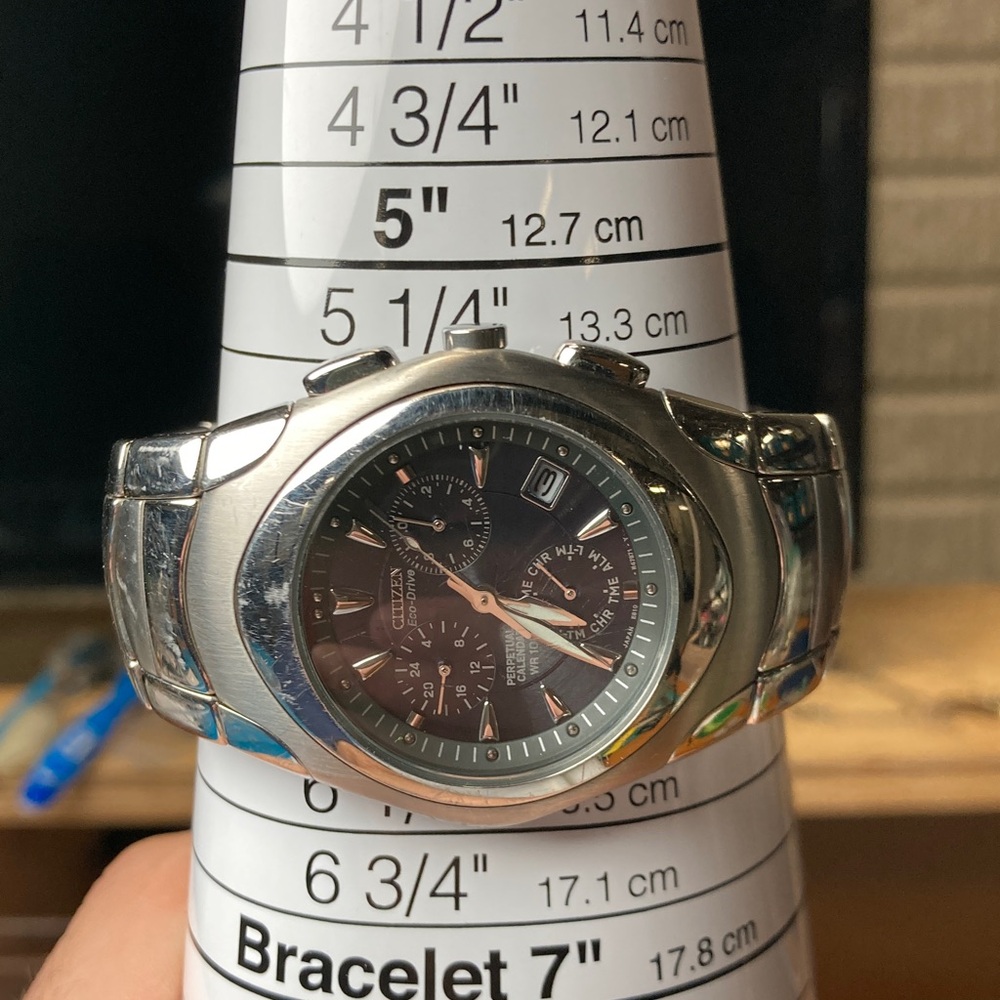 Citizen perpetual calendar Eco Drive, E810-H27074, stainless, small wrist only - Picture 13 of 14